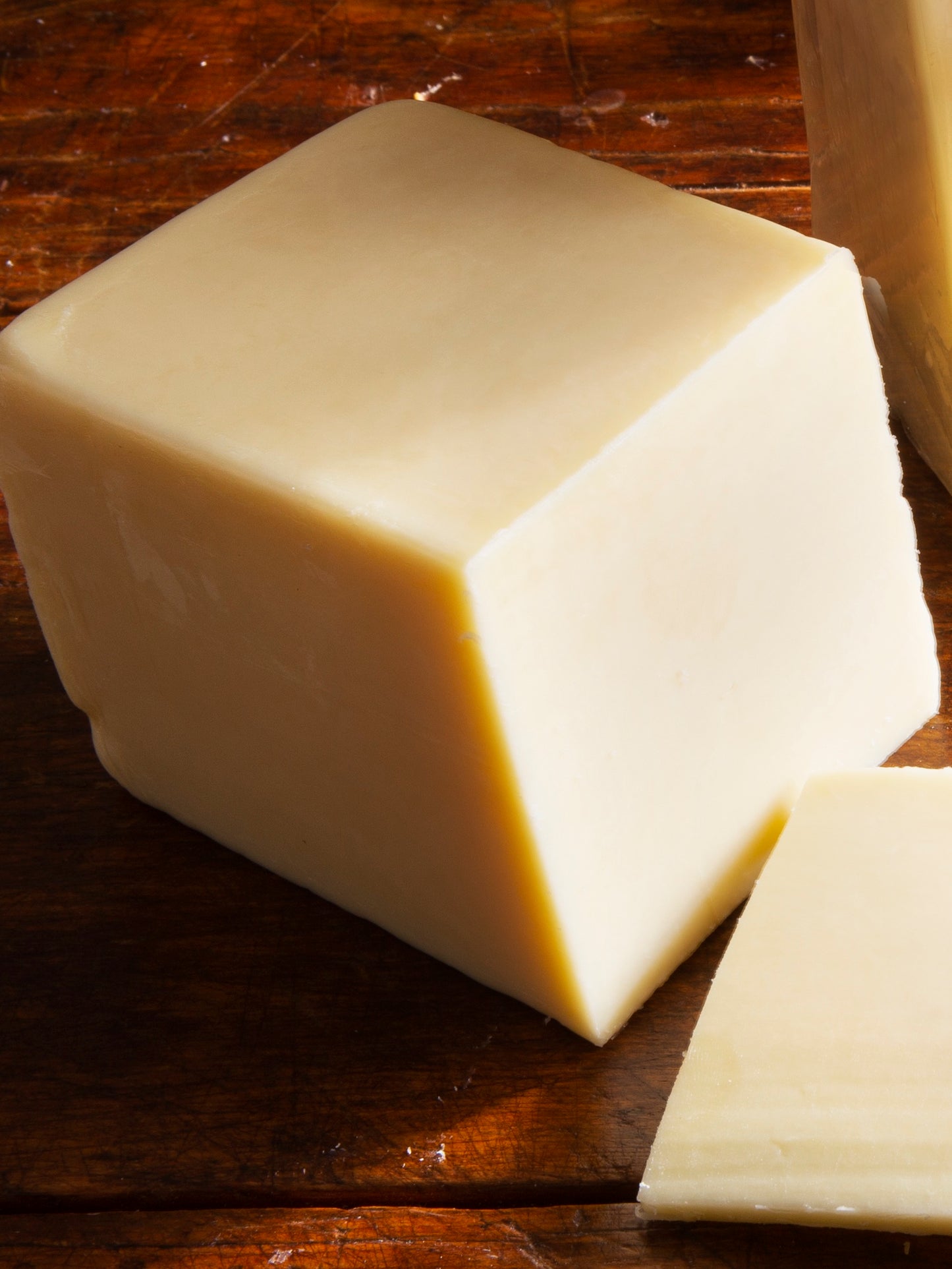 Cheddar Cheese 1 Year Aged White Half Loaf