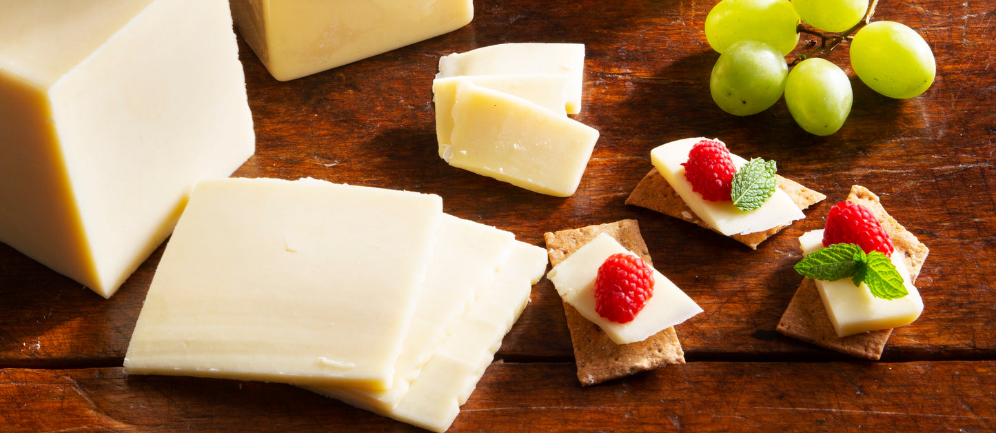 Cheddar Cheese 1 Year Aged White Half Loaf