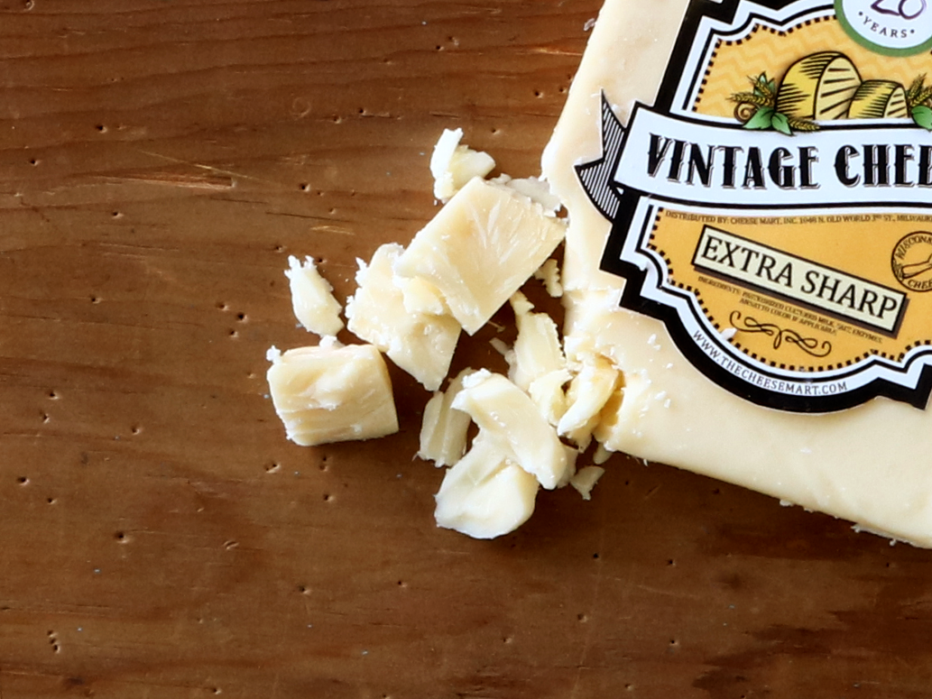 Sharp White Cheddar 20 Year Aged Extra Sharp White – Wisconsin Cheese Mart