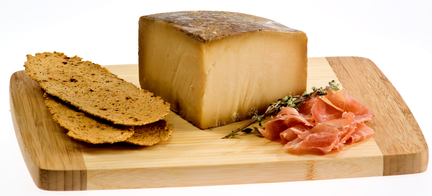 Cardona, Cave Aged