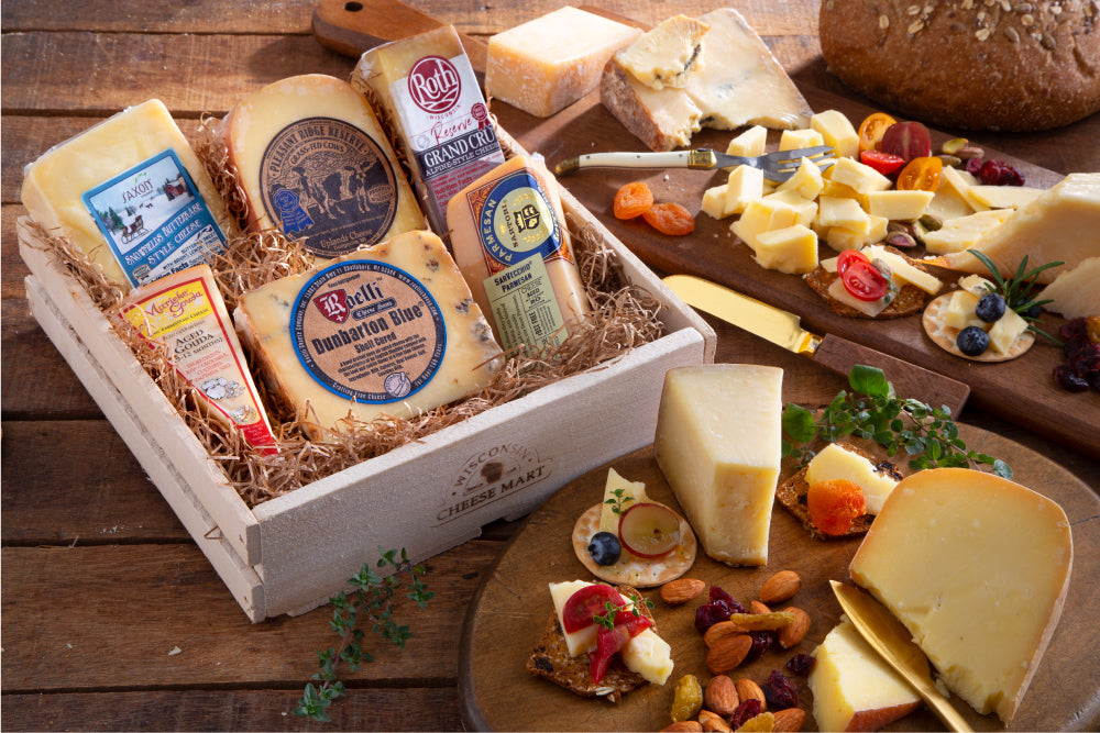Gift basket with 6 different varieties of cheese